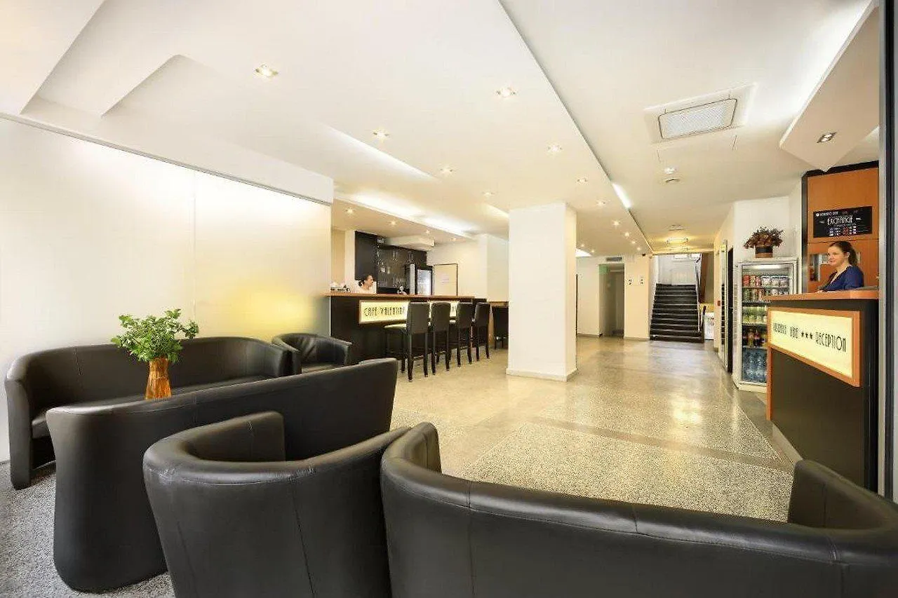 Residence Bene Prague 3*,