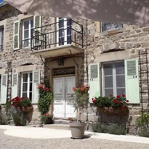 La Maison Bourgeoise Couette-café Saint-Priest-des-Champs
