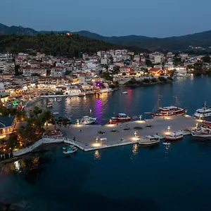 G Mare Boutique , Neos Marmaras Greece